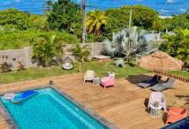 1.A louer villa avec piscine et vue mer St François Guadeloupe
